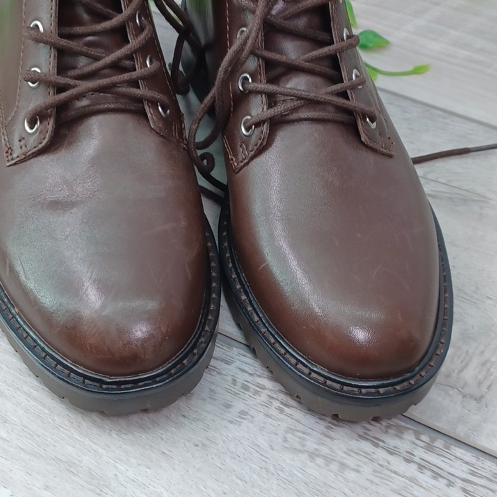 Lauren Ralph Lauren Elridge Lace Up Boot NWOB - Picture 5 of 12